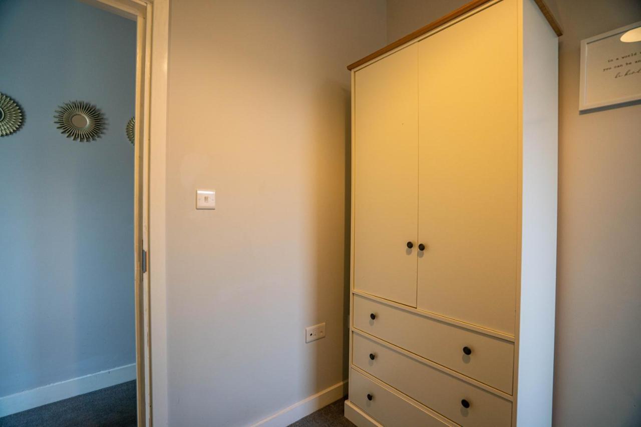 The Becket - Three Bedroom City Centre House With Parking Canterbury Exterior foto